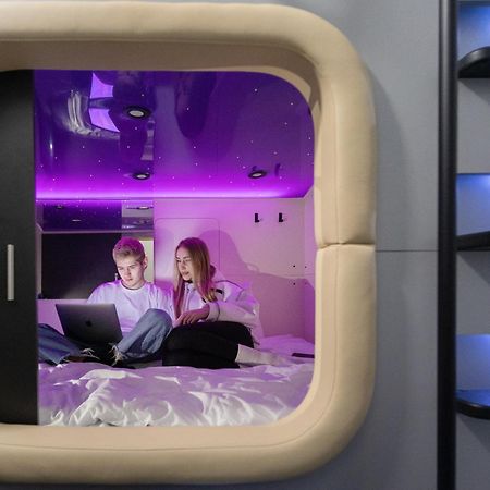 Capsule Hotel Constellation 91 Λβιβ Εξωτερικό φωτογραφία