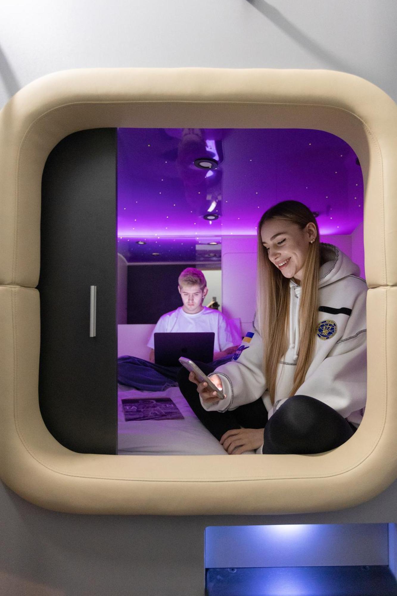 Capsule Hotel Constellation 91 Λβιβ Εξωτερικό φωτογραφία